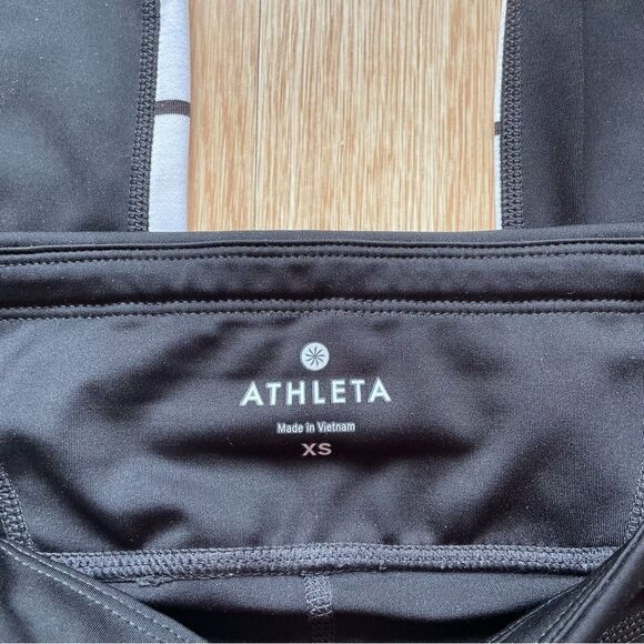 Athleta Black/White Striped Leggings - Size: XS - Picture 5 of 11